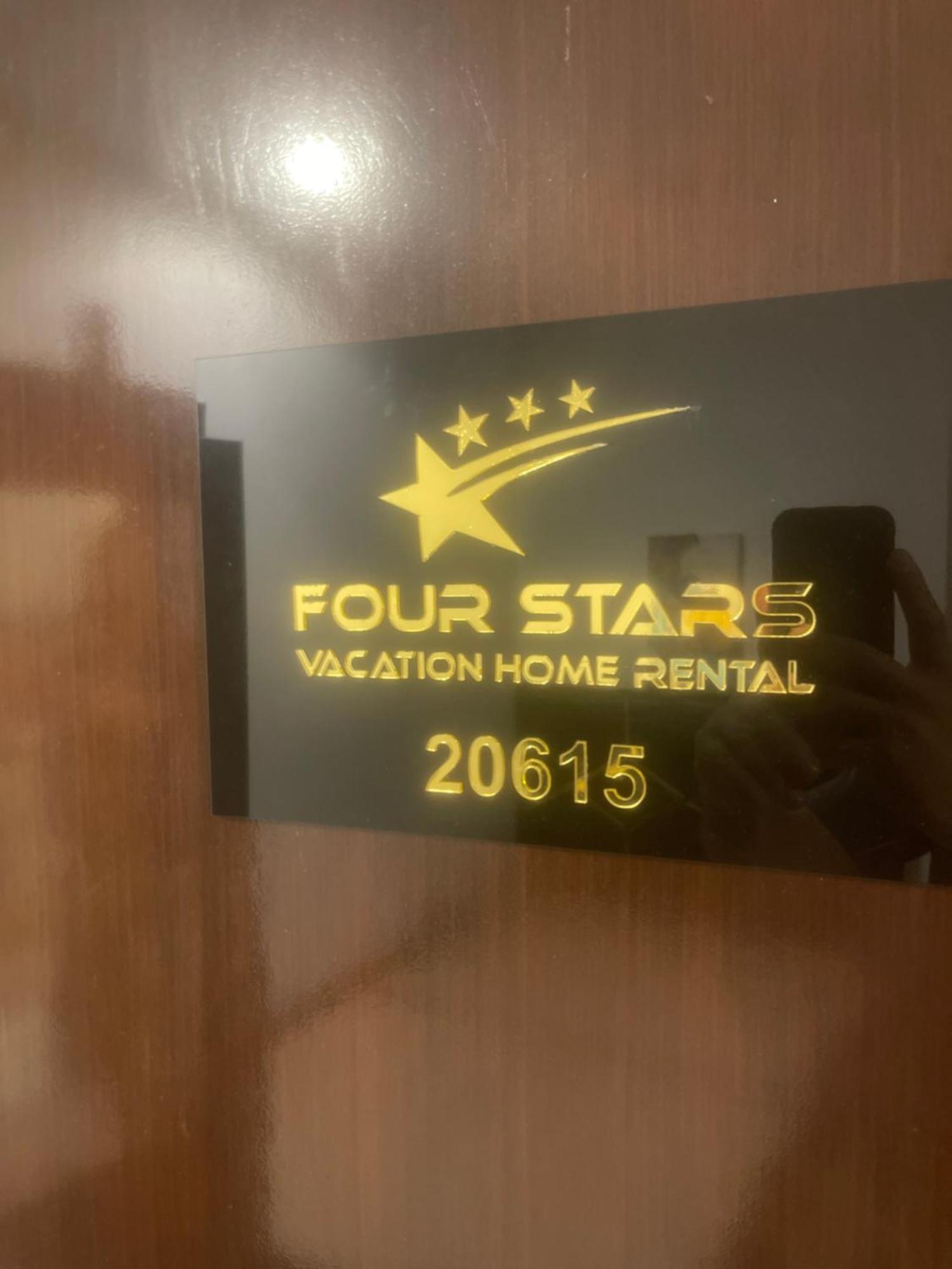 Four Stars Hostel Дубай Екстер'єр фото