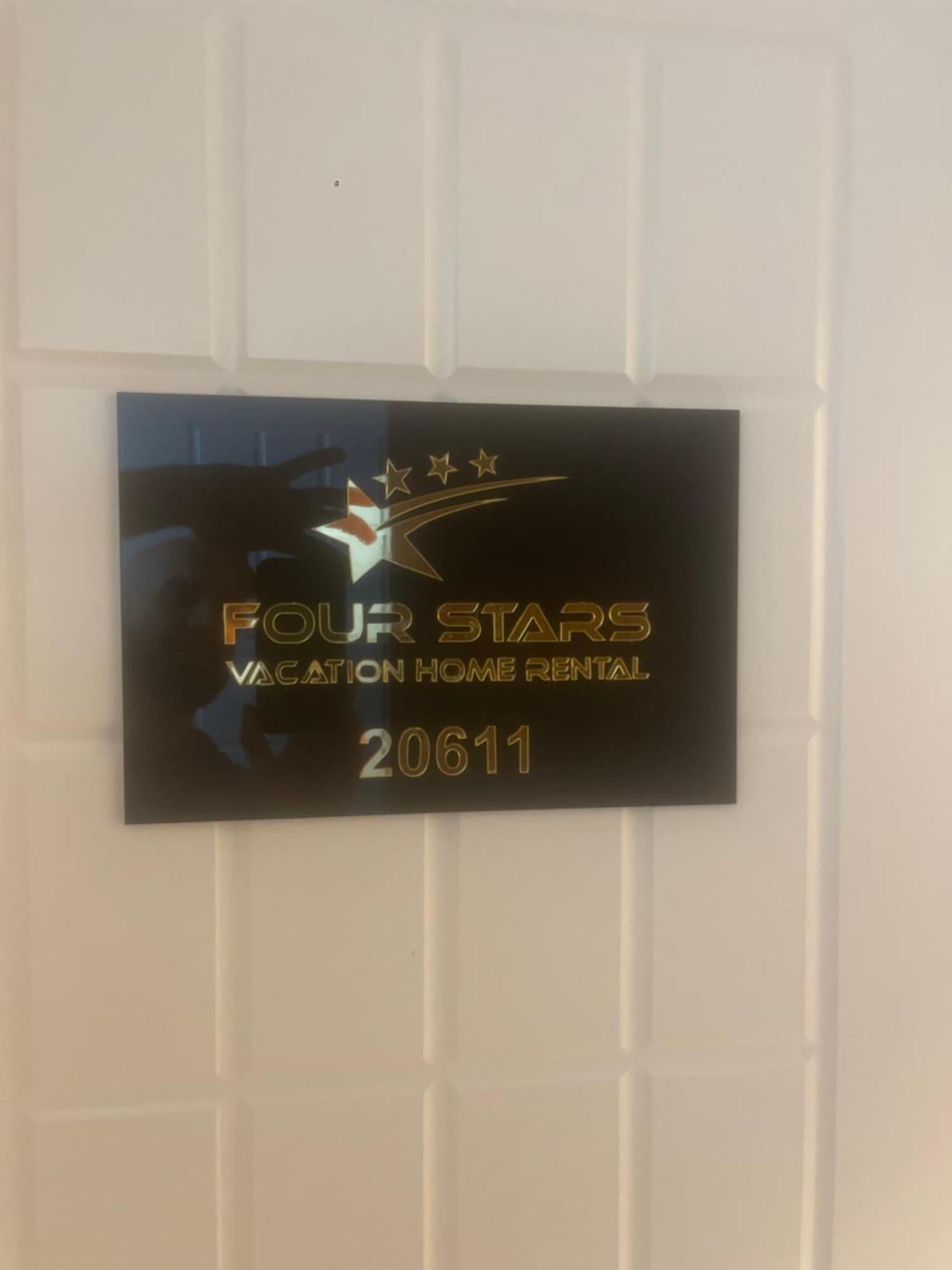 Four Stars Hostel Дубай Екстер'єр фото