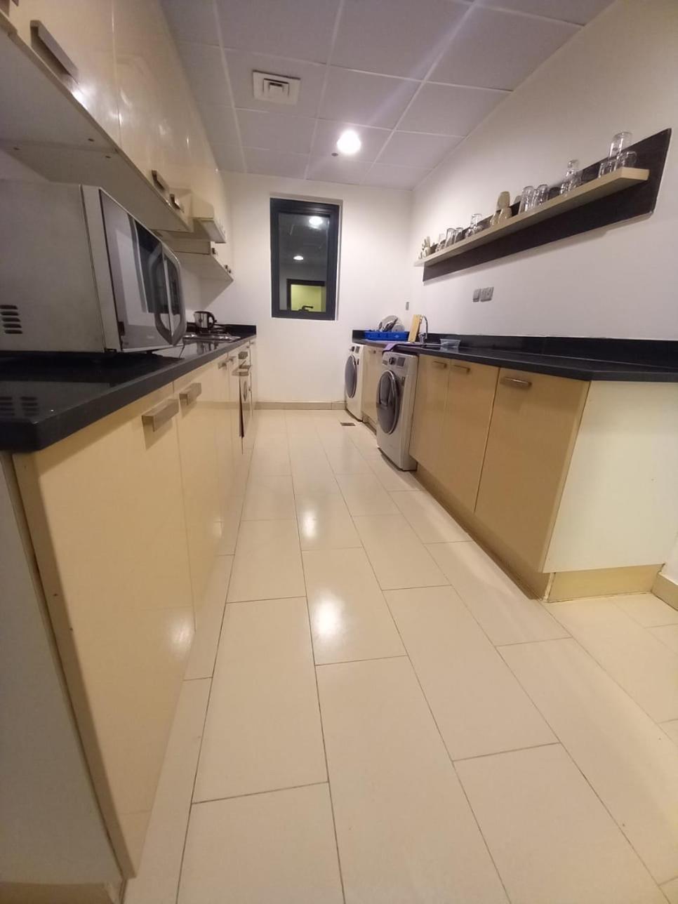 Four Stars Hostel Дубай Екстер'єр фото