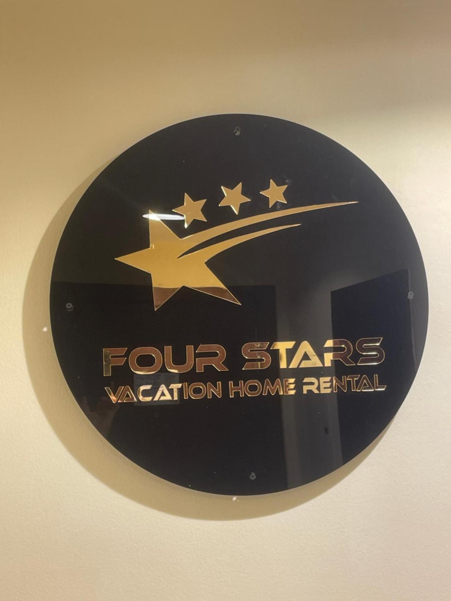 Four Stars Hostel Дубай Екстер'єр фото